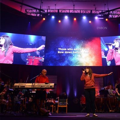 شاشة LED ملونة كاملة داخلية P3.91 AC110V SMD2020 2880 هرتز