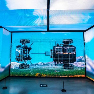 جدار فيديو LED منحني ثلاثي الأبعاد 3840 هرتز P1.57 P1.87 P2 Virtual