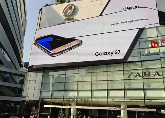 شاشة LED منحنية عالية السطوع P10 مع تصميم خزانة منحني