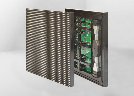 شاشة LED بالألوان الكاملة للخدمة الأمامية P6 بكسل مذيل بزاوية عرض 140 درجة