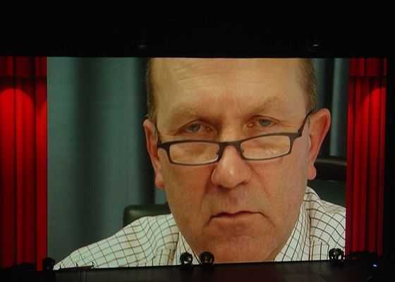 SMD2020 المحمولة 900nits شاشة LED إبداعية للإعلان P2.5